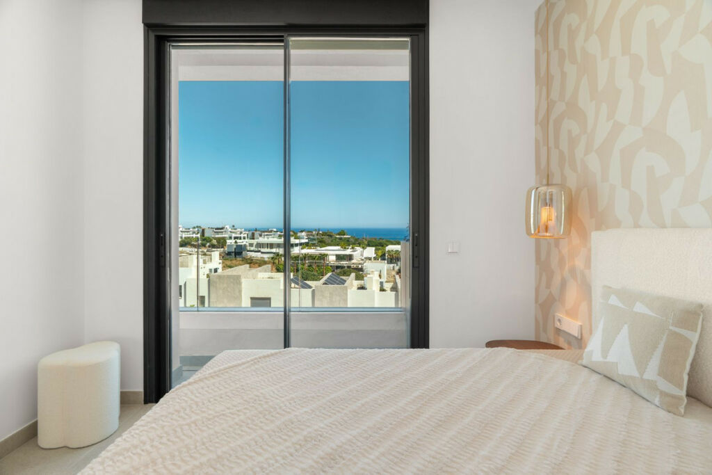 Penthouse Duplex Artola Málaga - image 14
