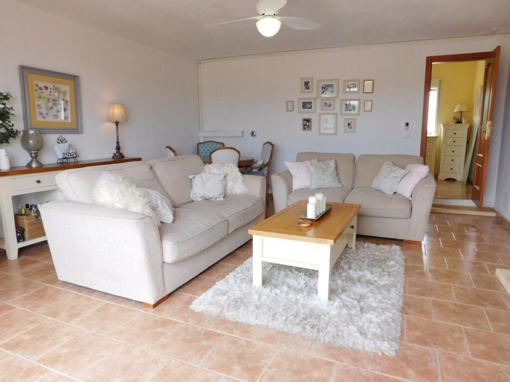 Detached Villa Dolores Alicante - image 14