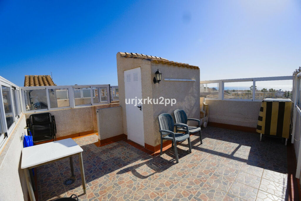 Townhouse Torrevieja Alicante - image 14
