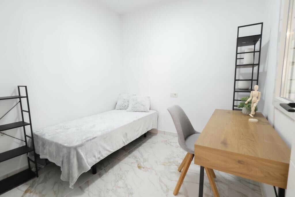 Townhouse San Luis Alicante - image 14