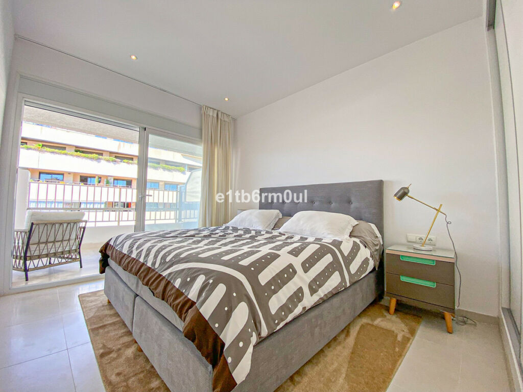 Penthouse The Golden Mile Málaga - image 14
