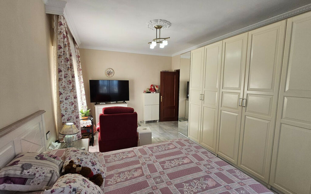 Detached Villa Alhaurín de la Torre Málaga - image 14