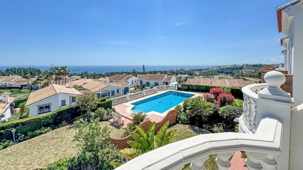 Middle Floor Apartment El Chaparral Málaga - image 14