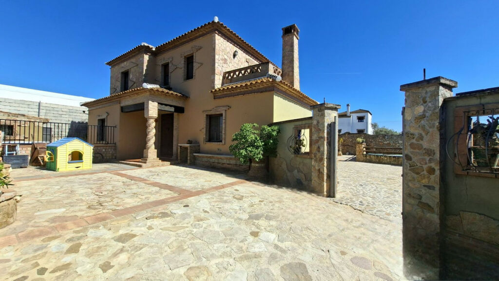 Detached Villa Arriate Málaga - image 14