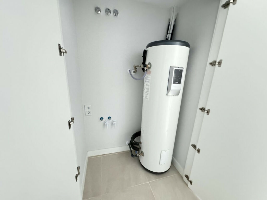 Middle Floor Apartment Estepona Málaga - image 15