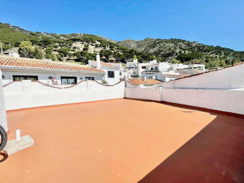 Middle Floor Apartment Mijas Málaga - image 15