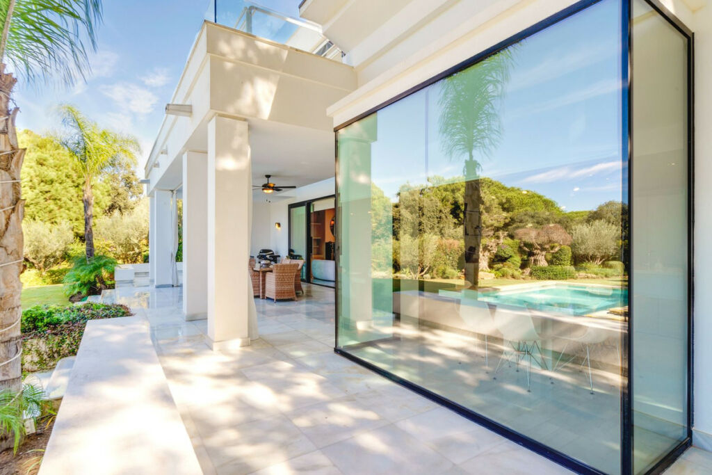 Detached Villa Hacienda Las Chapas Málaga - image 15