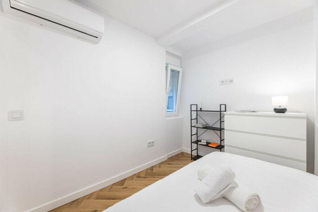 Middle Floor Apartment Málaga Centro Málaga - image 15