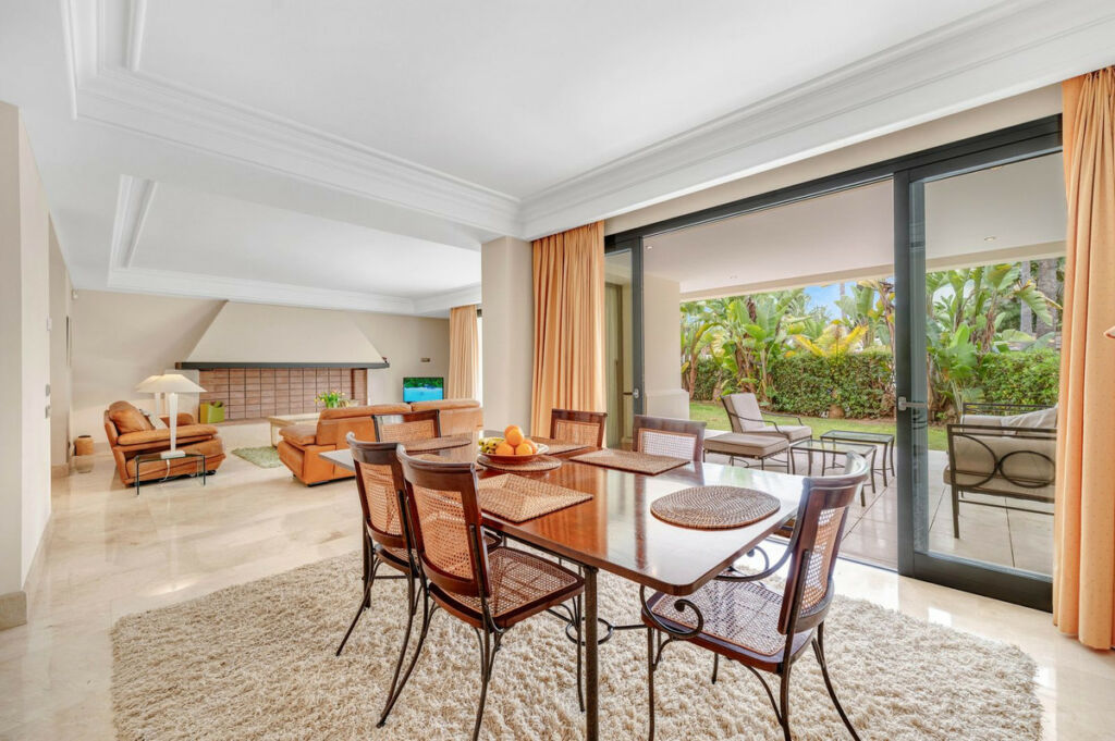 Ground Floor Apartment Los Monteros Málaga - image 15