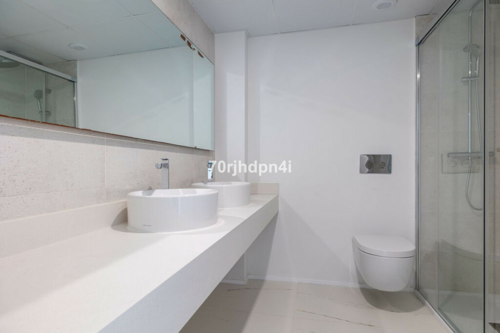 Ground Floor Apartment Casares Málaga - image 15