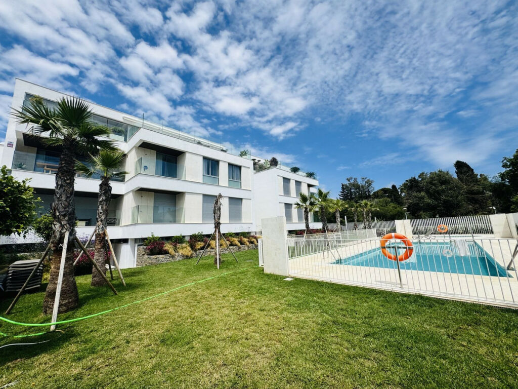 Middle Floor Apartment Elviria Málaga - image 15