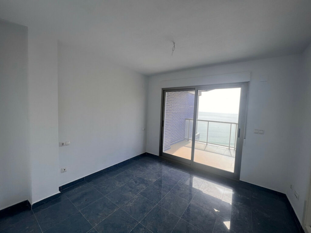 Middle Floor Apartment Calpe Alicante - image 15