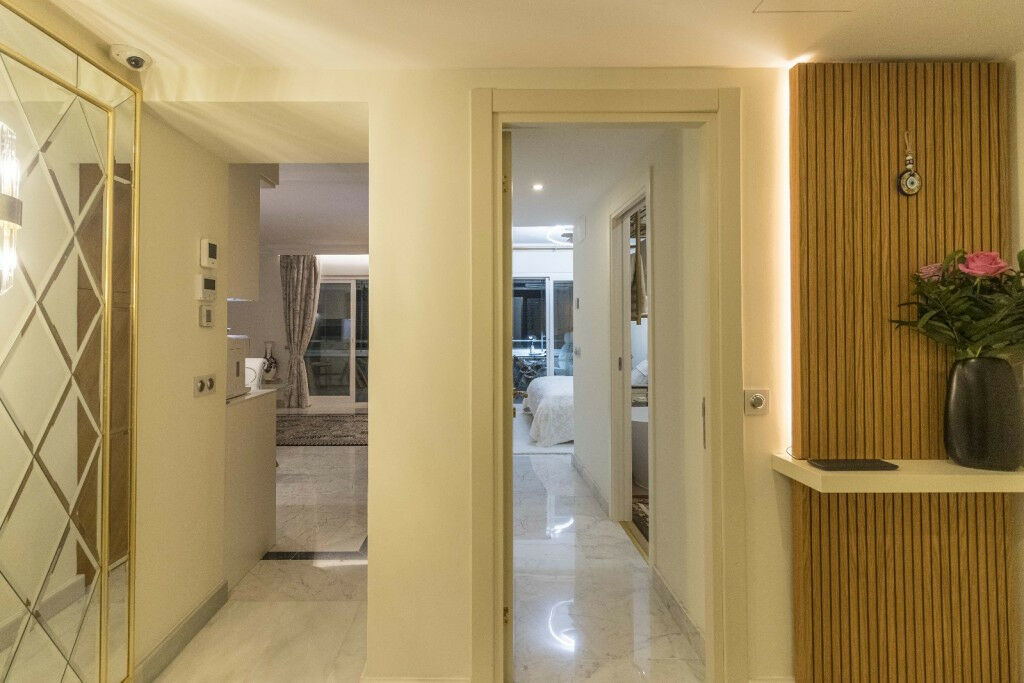 Middle Floor Apartment Puerto Banús Málaga - image 15