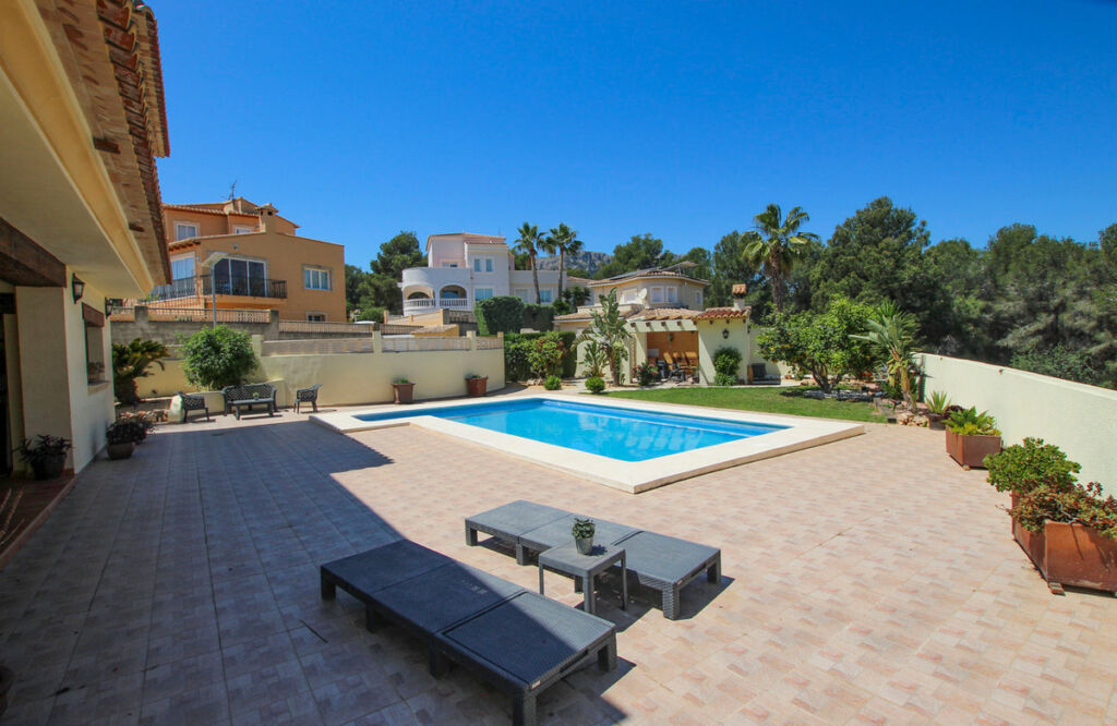 Detached Villa Calpe Alicante - image 15