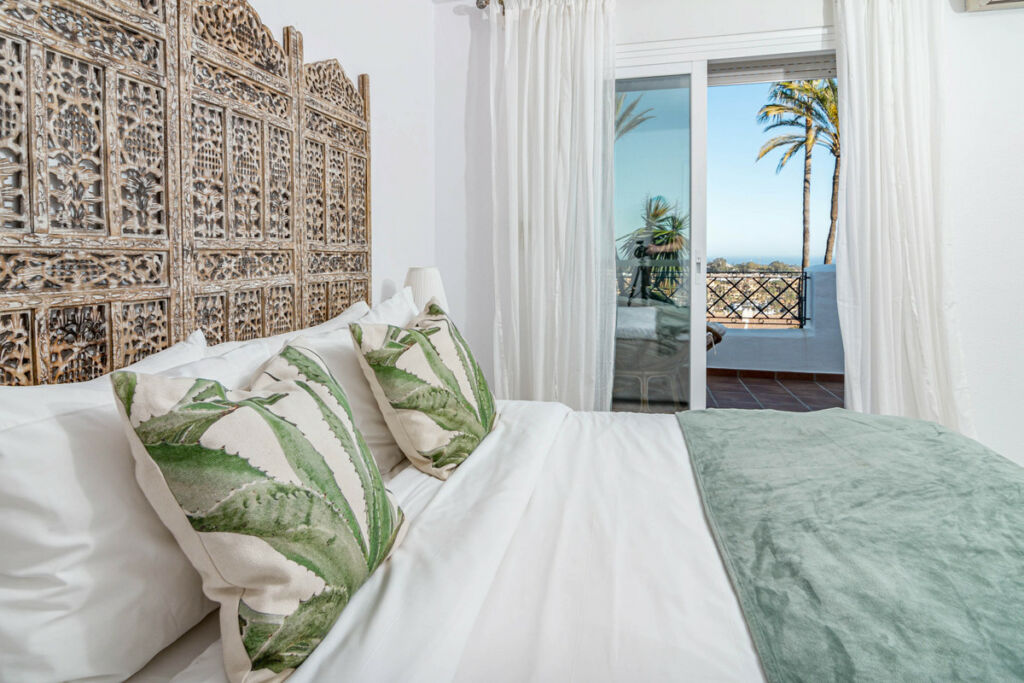 Townhouse El Paraiso Málaga - image 15