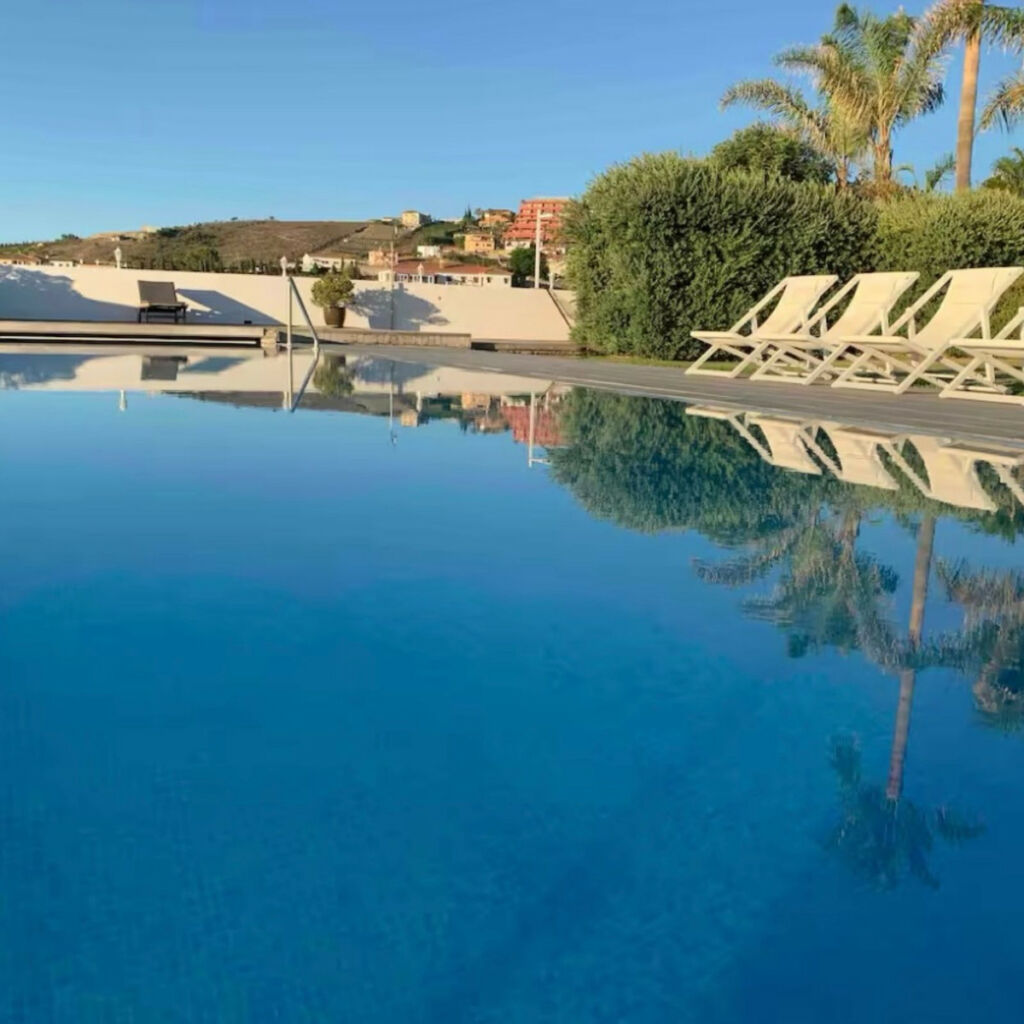 Detached Villa Manilva Málaga - image 18
