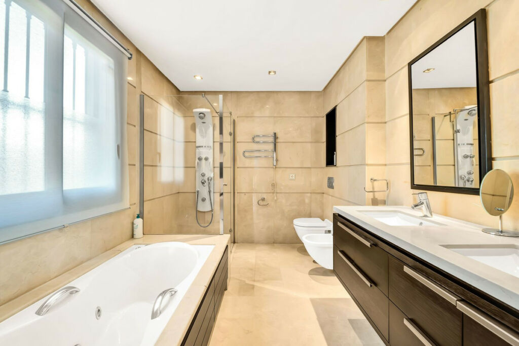 Ground Floor Apartment La Quinta Málaga - image 15