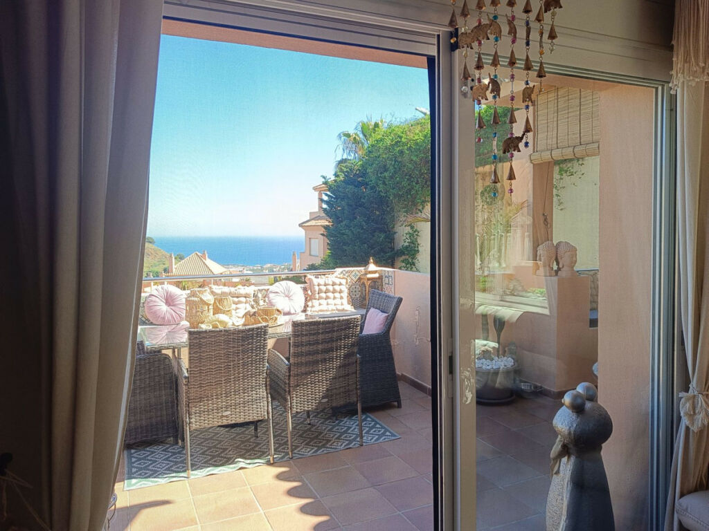 Penthouse Calahonda Málaga - image 13
