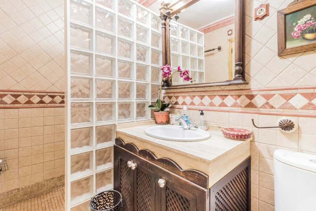 Townhouse Estepona Málaga - image 15