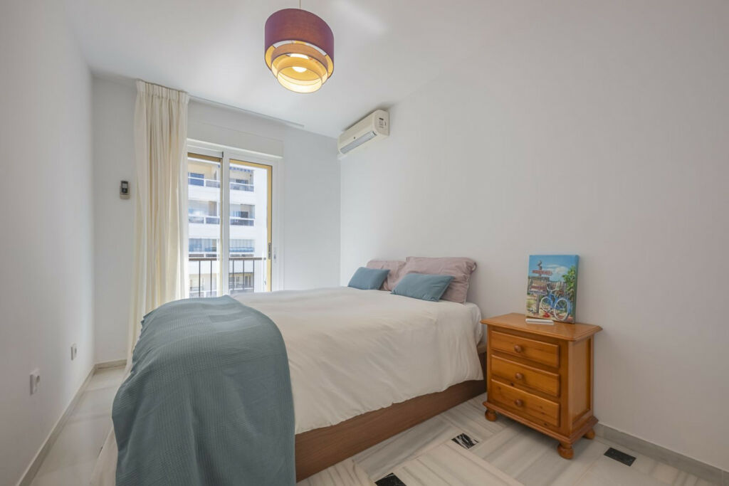 Penthouse Fuengirola Málaga - image 15