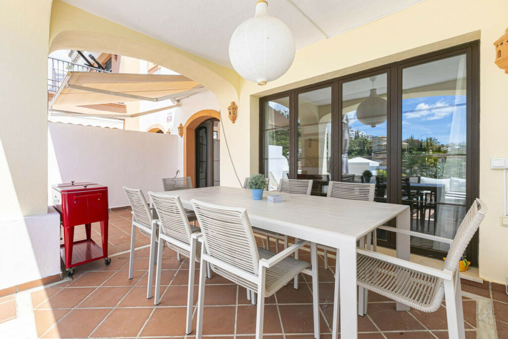 Townhouse Los Arqueros Málaga - image 15