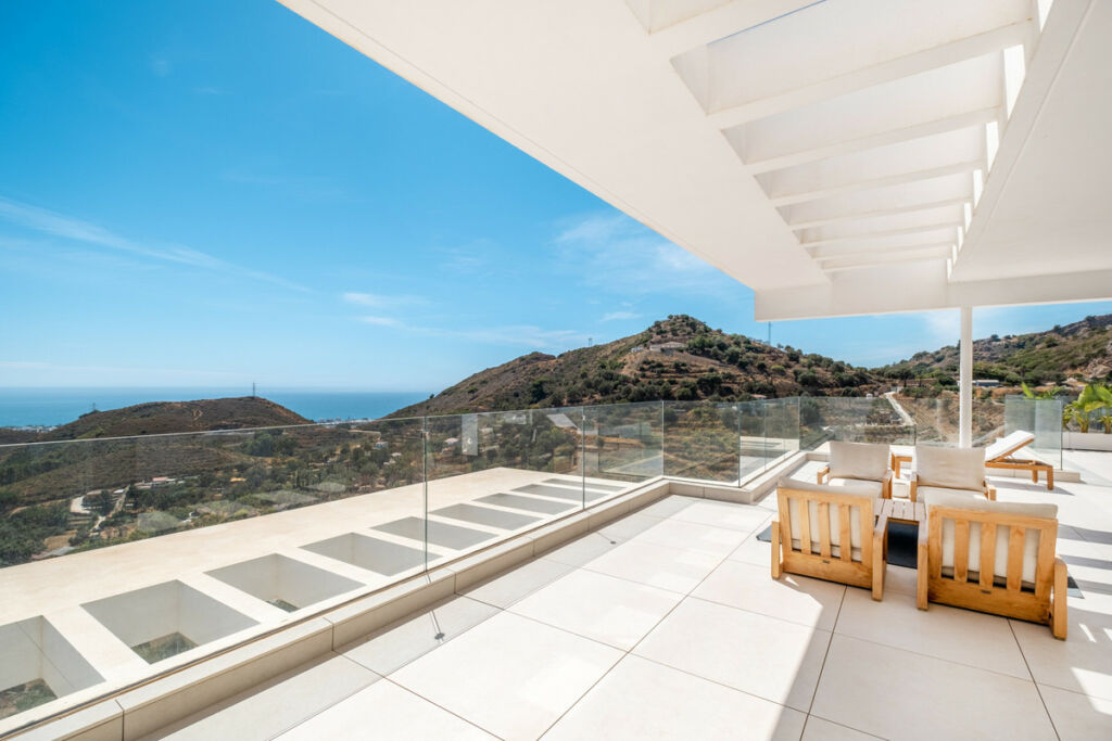 Penthouse Duplex Ojén Málaga - image 15
