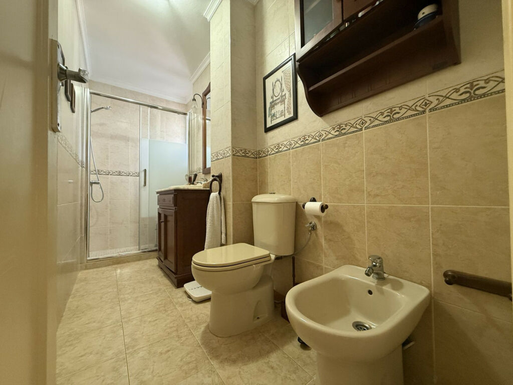 Middle Floor Apartment Marbella Málaga - image 15