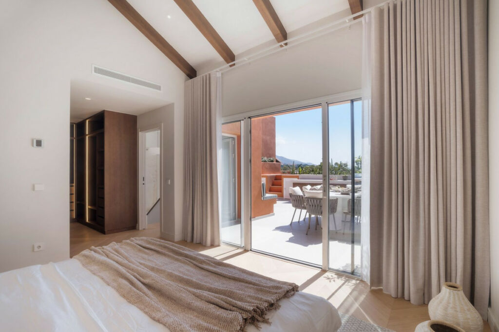 Penthouse Duplex Nueva Andalucía Málaga - image 15