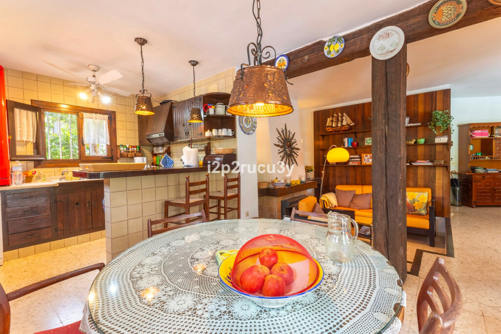 Detached Villa Moraira Alicante - image 15