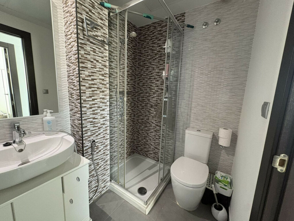 Middle Floor Apartment La Mata Alicante - image 15