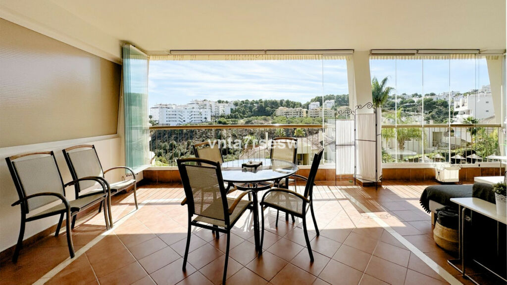 Middle Floor Apartment Riviera del Sol Málaga - image 15