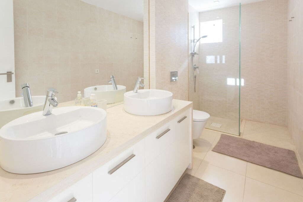 Detached Villa Marbella Málaga - image 15