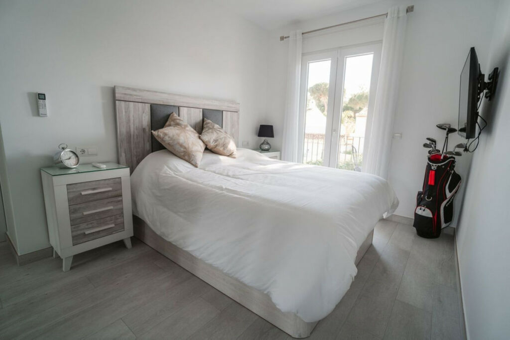 Detached Villa Benamara Málaga - image 14