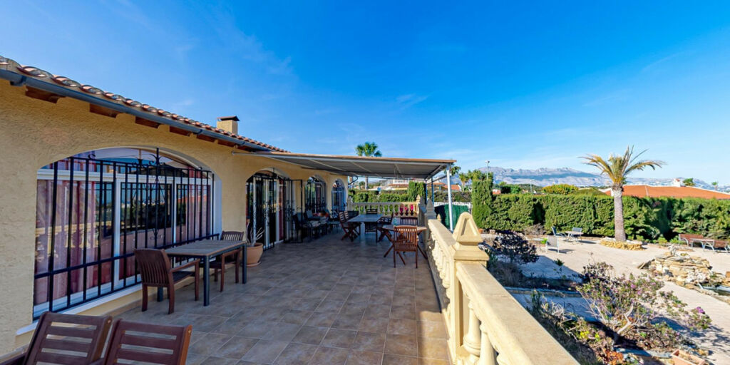 Detached Villa La Nucia Alicante - image 16