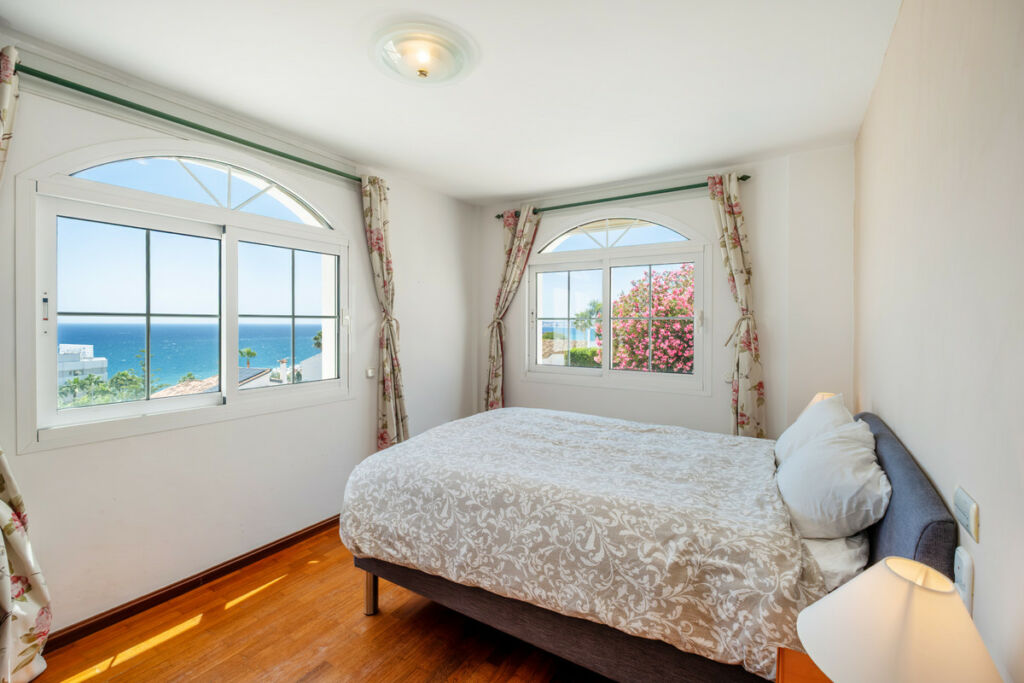 Detached Villa Benalmadena Málaga - image 15