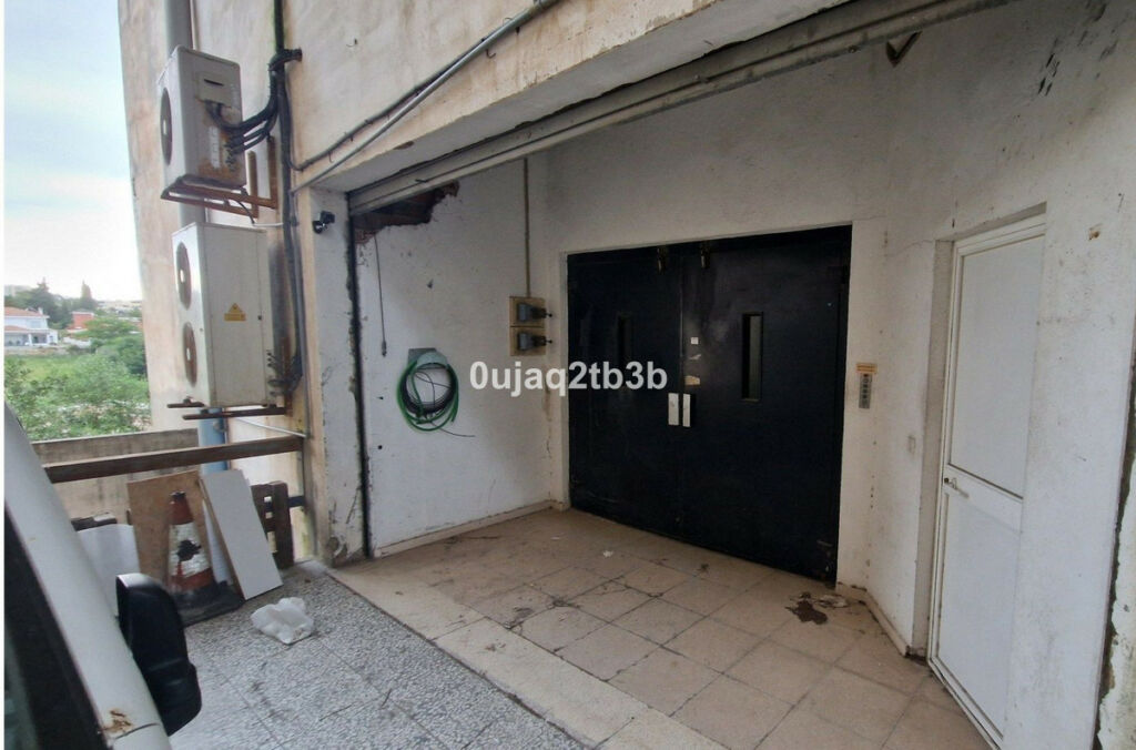 Warehouse Marbella Málaga - image 16