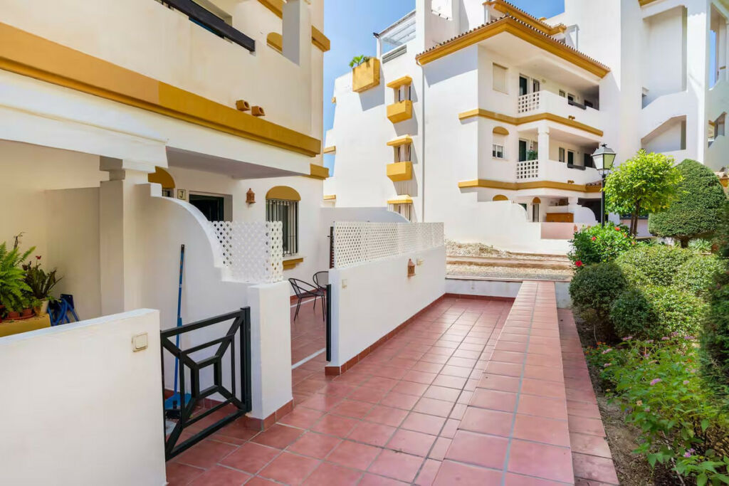 Ground Floor Apartment Calanova Golf Málaga - image 16