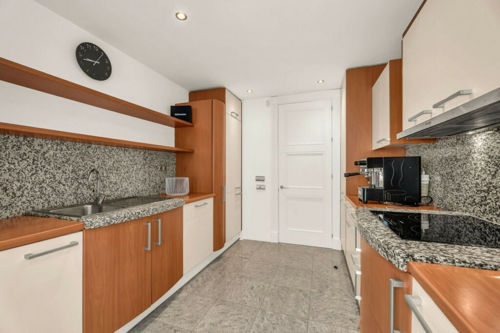 Middle Floor Apartment Los Monteros Málaga - image 16
