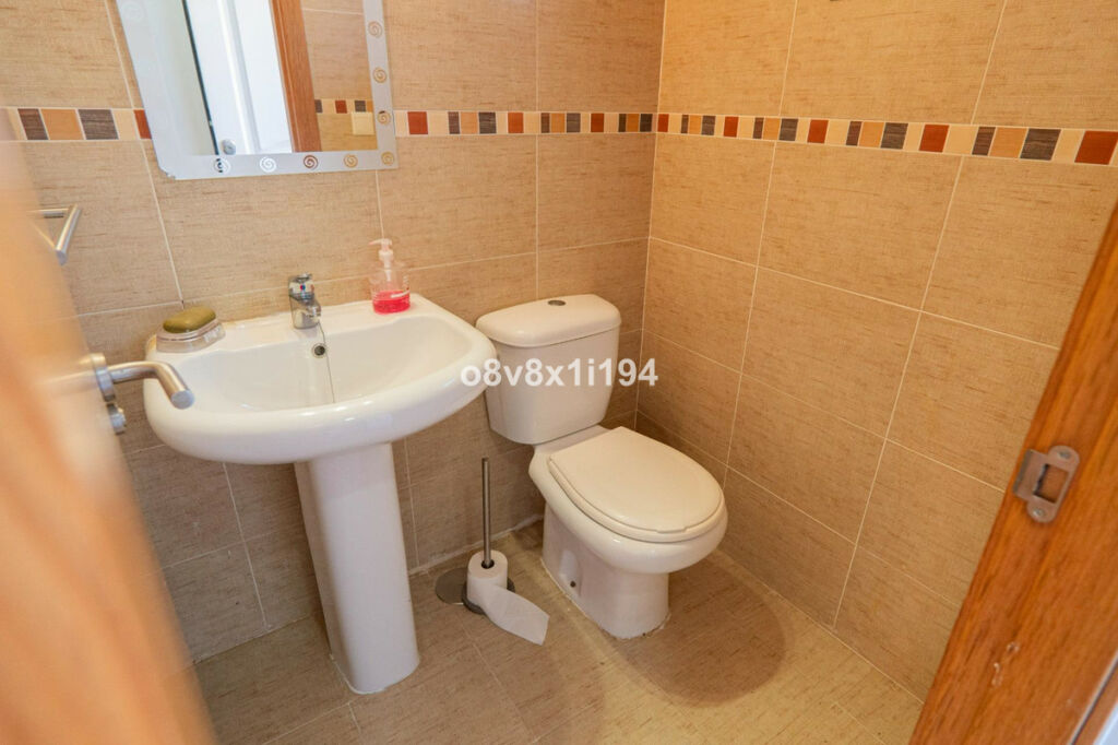 Townhouse Benajarafe Málaga - image 16