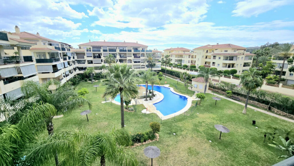 Middle Floor Apartment La Cala Hills Málaga