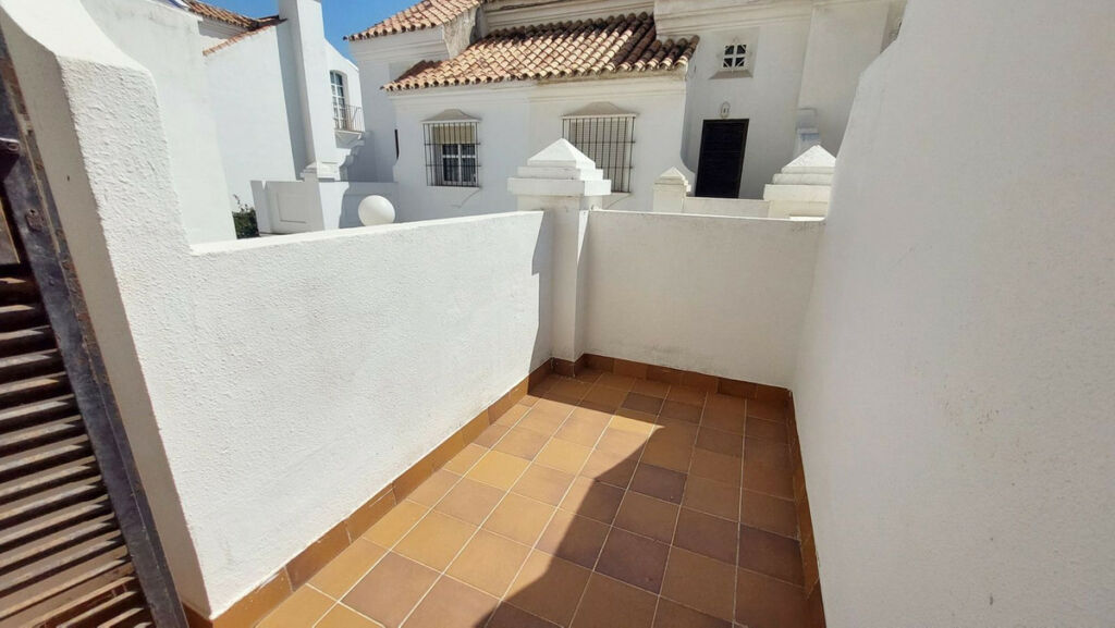 Townhouse Fuengirola Málaga - image 16