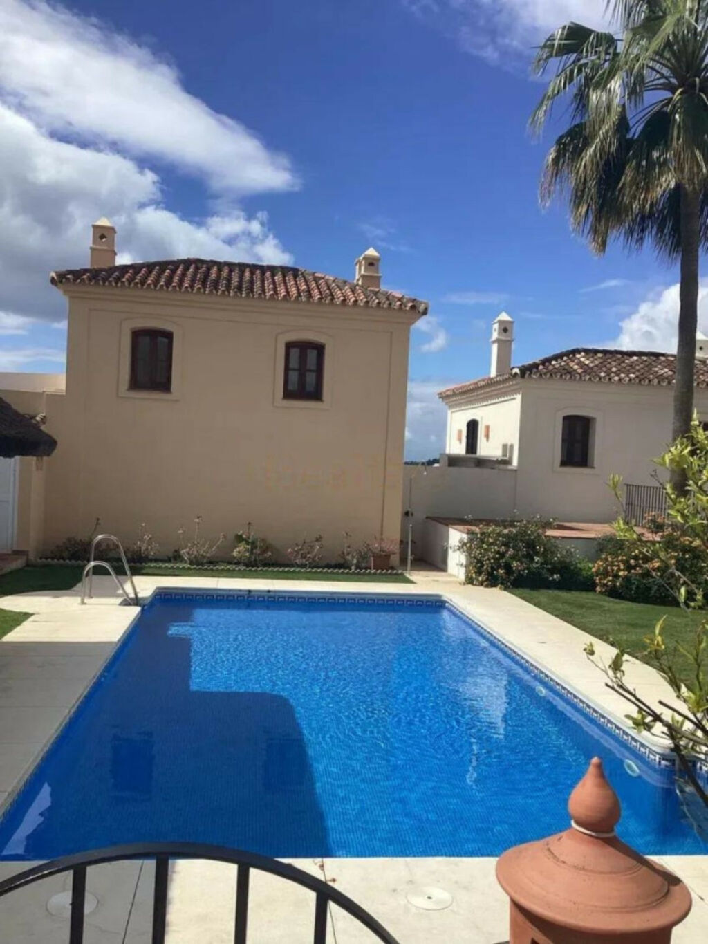 Townhouse Benahavís Málaga - image 16