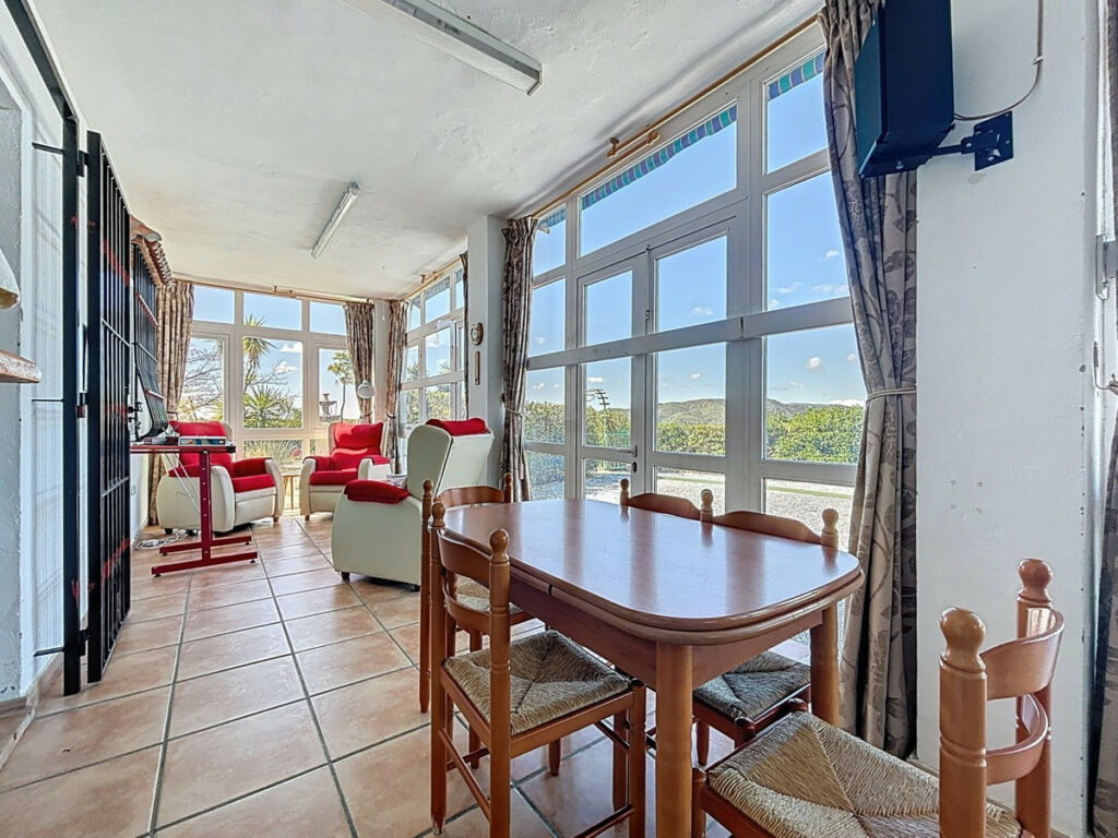Detached Villa Canillas de Aceituno Málaga - image 16