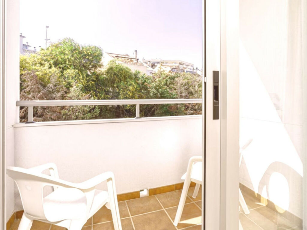 Middle Floor Apartment Fuengirola Málaga - image 16