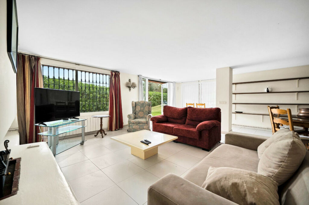 Detached Villa Elviria Málaga - image 16