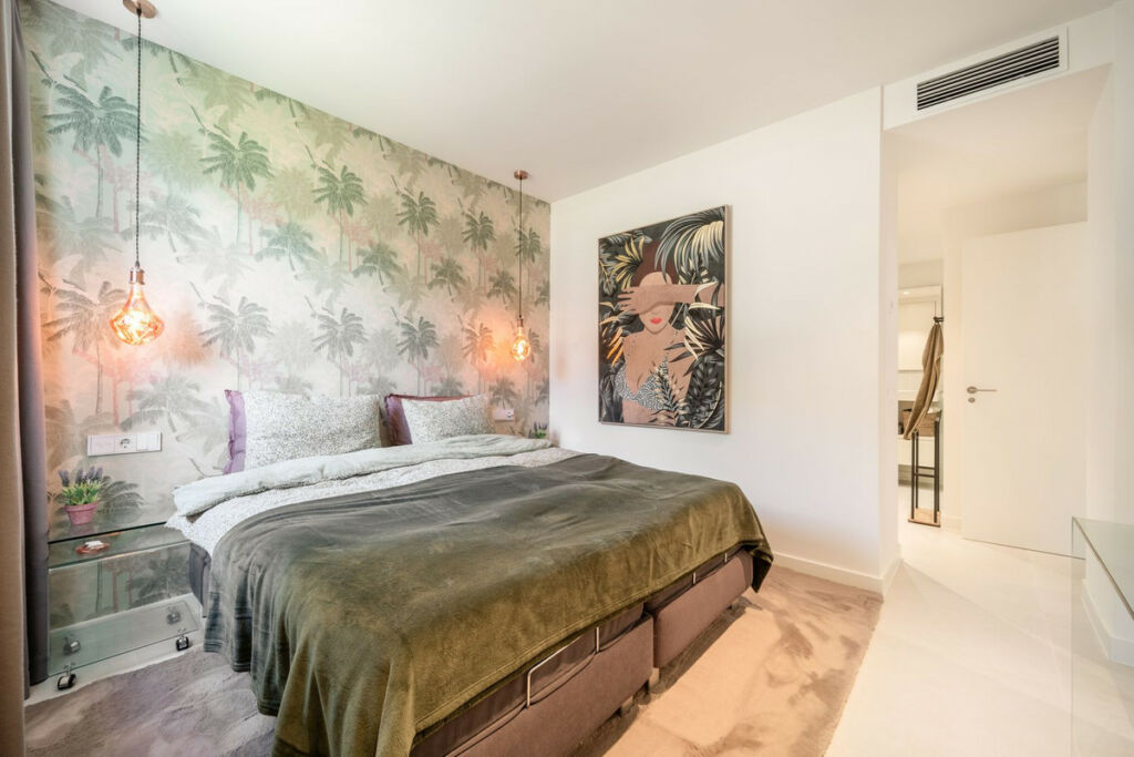 Middle Floor Apartment Fuengirola Málaga - image 16