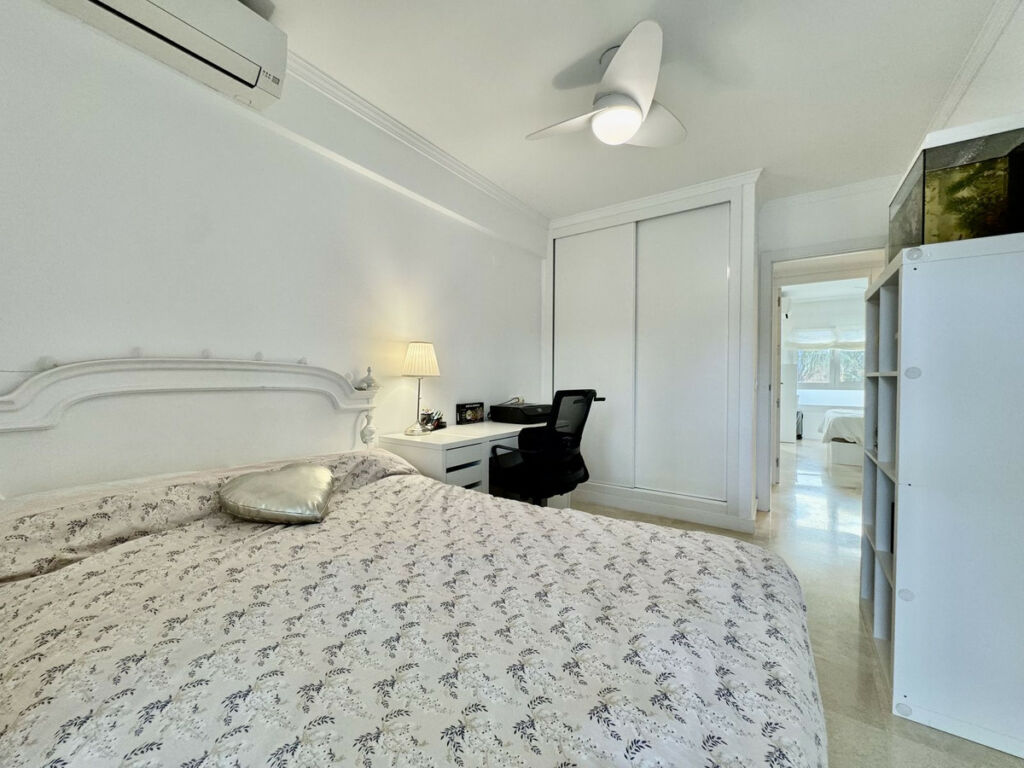 Middle Floor Apartment Fuengirola Málaga - image 18