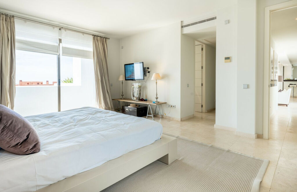 Penthouse Los Flamingos Málaga - image 16