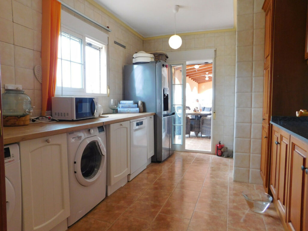 Detached Villa Dolores Alicante - image 16