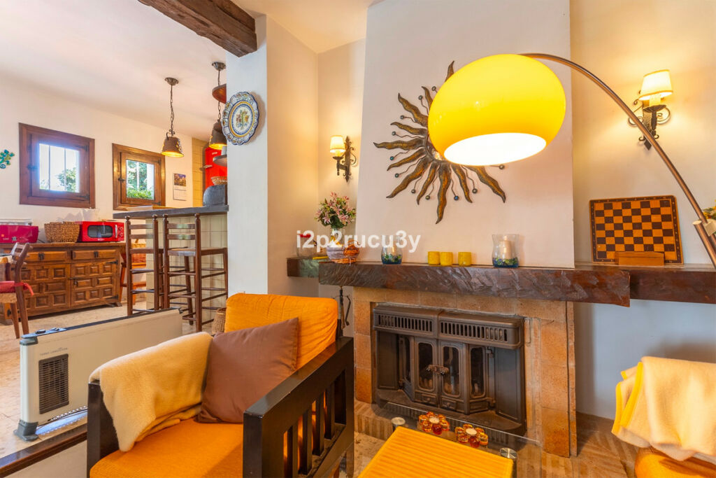 Detached Villa Moraira Alicante - image 16